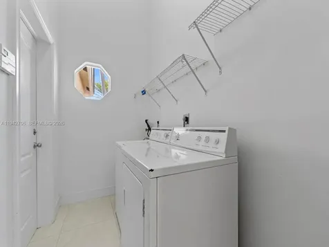 8945 SW 162nd Terrace Palmetto Bay FL 33157