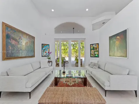 8945 SW 162nd Terrace Palmetto Bay FL 33157