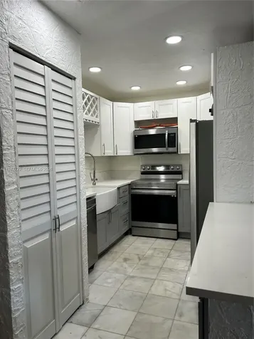 38 Northampton B West Palm Beach FL 33417