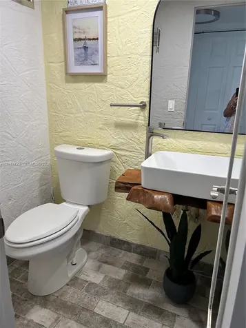 38 Northampton B West Palm Beach FL 33417