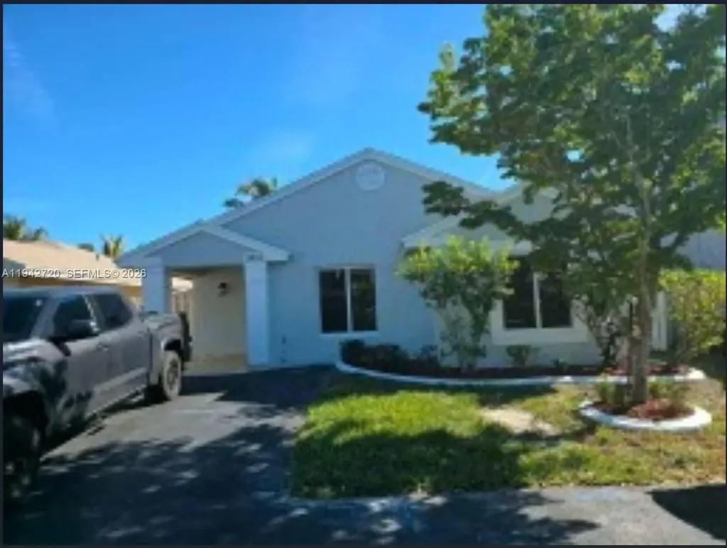 3832 NW 107th Way Sunrise FL 33351