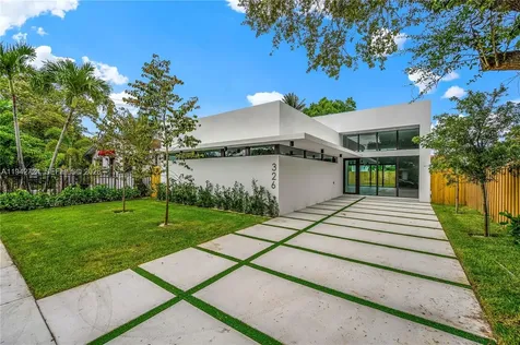 326 NW 40th Street Miami FL 33127