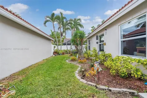 18916 NW 10th Street Pembroke Pines FL 33029