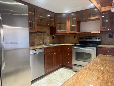 2000 Towerside Terrace Miami FL 33138