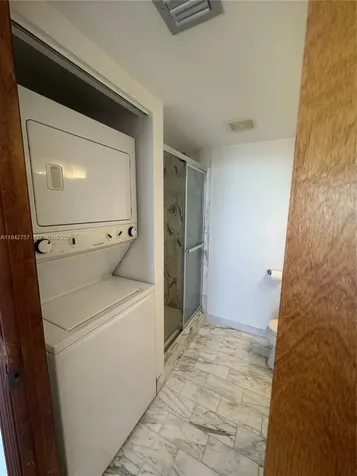2000 Towerside Terrace Miami FL 33138