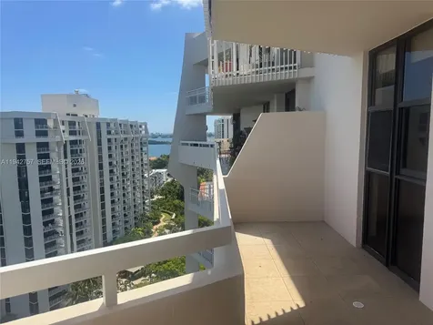 2000 Towerside Terrace Miami FL 33138