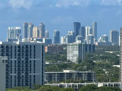2000 Towerside Terrace Miami FL 33138