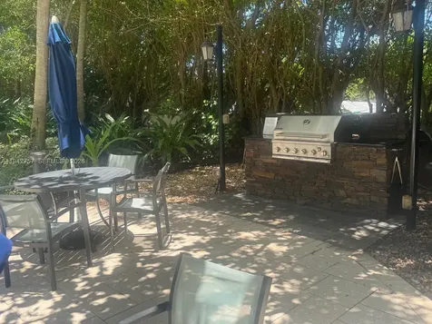 2000 Towerside Terrace Miami FL 33138