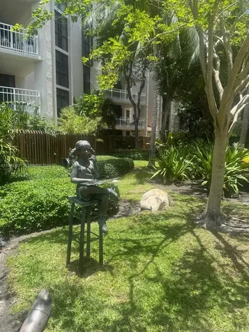 2000 Towerside Terrace Miami FL 33138