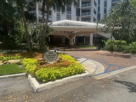 2000 Towerside Terrace Miami FL 33138