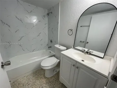 142 SW 18th Avenue Miami FL 33135
