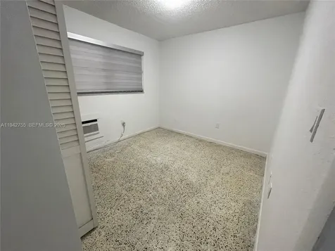 142 SW 18th Avenue Miami FL 33135