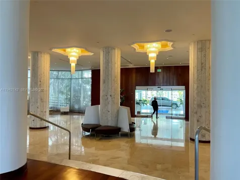 5161 Collins Avenue Miami Beach FL 33140