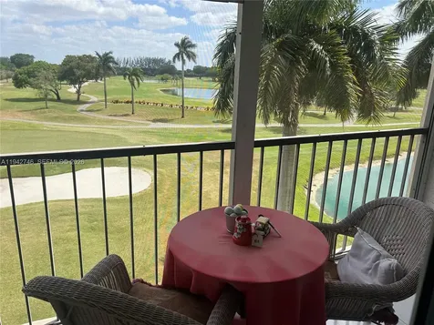 8900 Washington Boulevard Pembroke Pines FL 33025