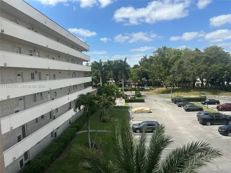 8900 Washington Boulevard Pembroke Pines FL 33025