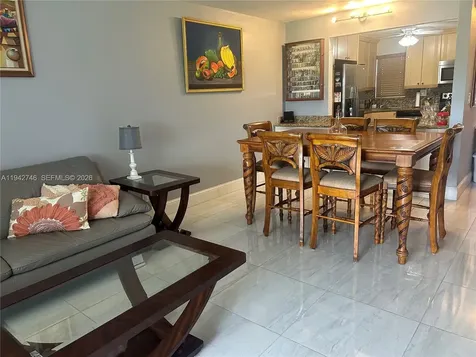 8900 Washington Boulevard Pembroke Pines FL 33025