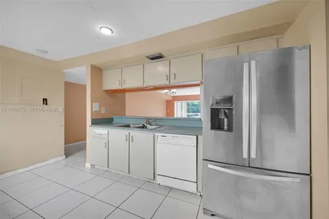9907 NW 9th Street Circle Miami FL 33172