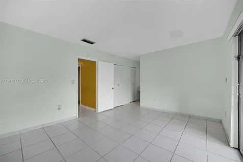 9907 NW 9th Street Circle Miami FL 33172