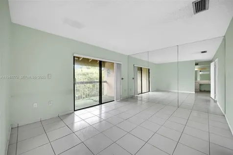 9907 NW 9th Street Circle Miami FL 33172