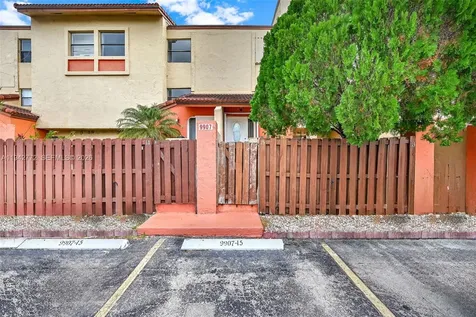 9907 NW 9th Street Circle Miami FL 33172