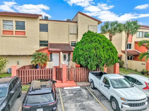 9907 NW 9th Street Circle Miami FL 33172