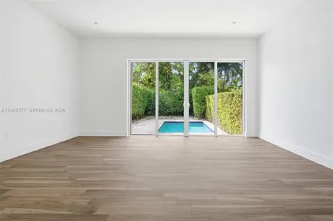 2852 SW 32nd Court Miami FL 33133