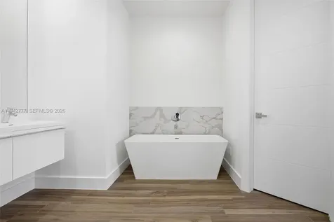2852 SW 32nd Court Miami FL 33133