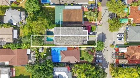 2852 SW 32nd Court Miami FL 33133