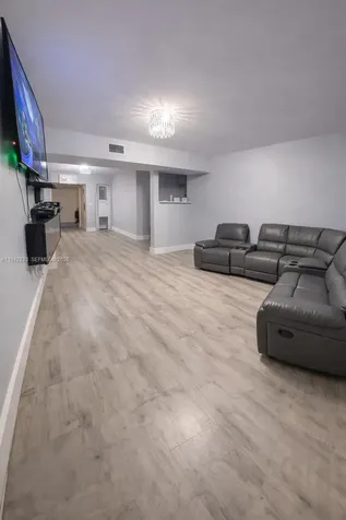 6305 Hayes Street Hollywood FL 33024