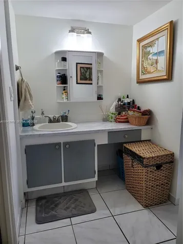20301 W Country Club Drive Aventura FL 33180