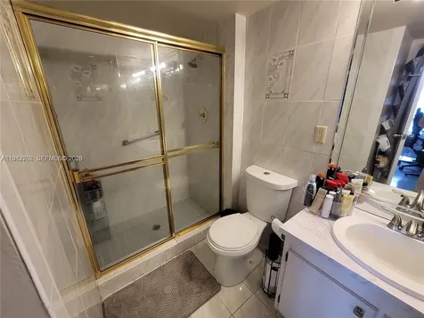 20301 W Country Club Drive Aventura FL 33180