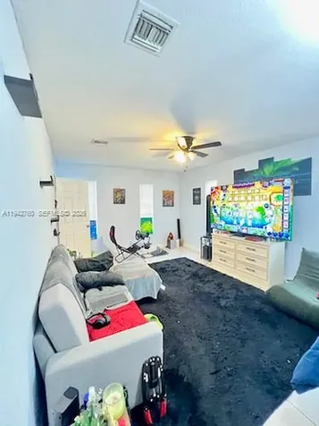 2450 NW 85th Avenue Sunrise FL 33322