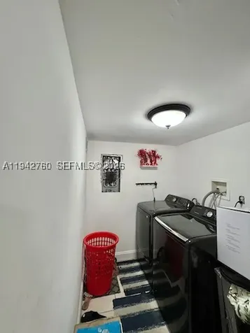 2450 NW 85th Avenue Sunrise FL 33322