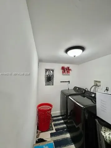 2450 NW 85th Avenue Sunrise FL 33322