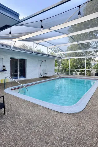 2450 NW 85th Avenue Sunrise FL 33322