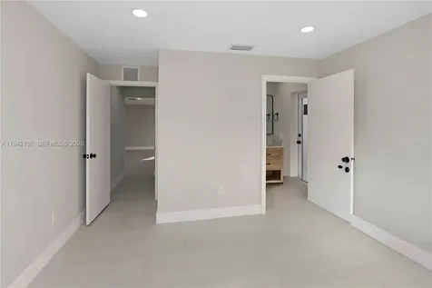 16232 SW 107th Court Miami FL 33157