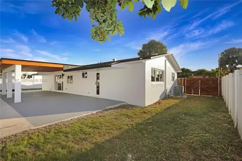 16232 SW 107th Court Miami FL 33157