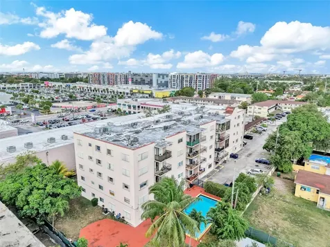 3640 NW 9th Street Miami FL 33125