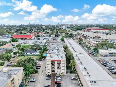 3640 NW 9th Street Miami FL 33125