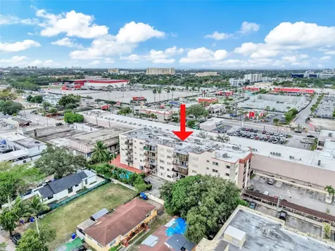 3640 NW 9th Street Miami FL 33125