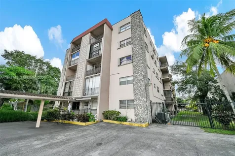 3640 NW 9th Street Miami FL 33125