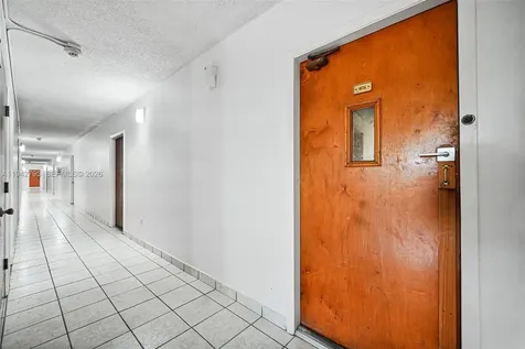 3640 NW 9th Street Miami FL 33125