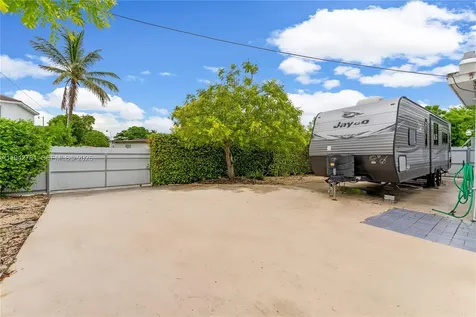 15805 SW 300th Terrace Homestead FL 33033