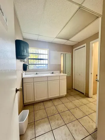 1355 NW 97 Avenue Doral FL 33172