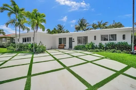 2080 NE 65th Street Fort Lauderdale FL 33308
