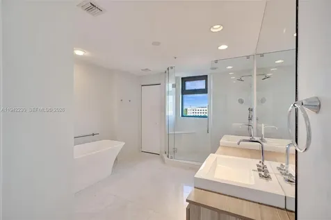 17301 Biscayne Boulevard North Miami Beach FL 33160