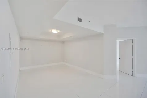17301 Biscayne Boulevard North Miami Beach FL 33160