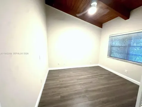 2753 S Parkview Drive Hallandale Beach FL 33009