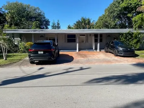 100 SE 3 Avenue Hallandale Beach FL 33009