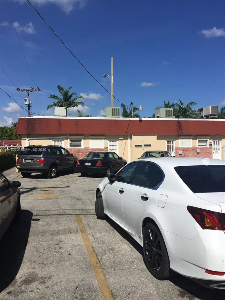 413 S Federal Highway Dania Beach FL 33004